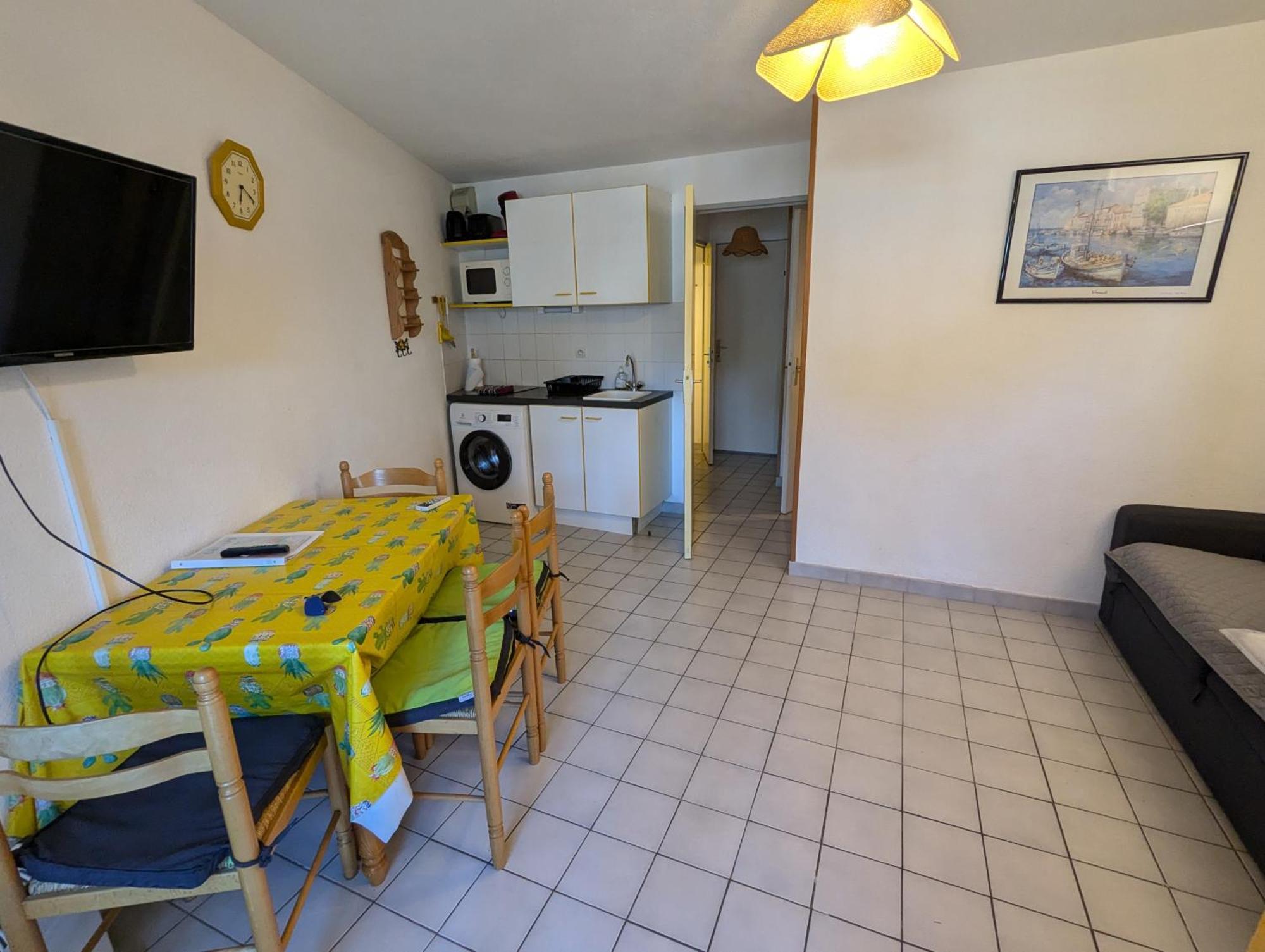 Agréable appartement en rez-de-jardin à deux pas des plages Le Grau-du-Roi Exterior foto